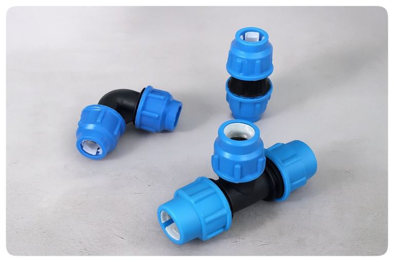 کاربرد اتصالات پیچی پلی اتیلن